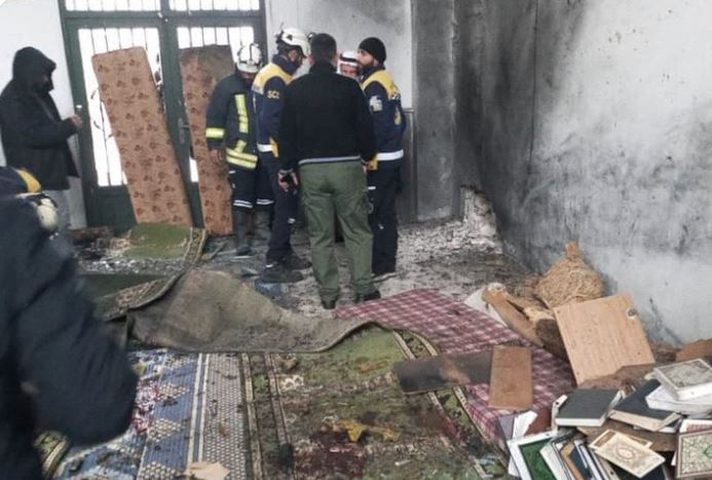 تفجير مسجد في حمص يوقع 8 قتلى و18 مصابًا والتحقيقات مستمرة