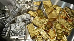 أسعار الذهب والفضة تسجل مستويات قياسية جديد