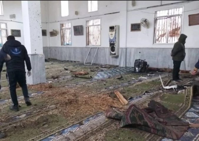 5 قتلى وإصابة 21 جراء انفجار بمسجد في حمص