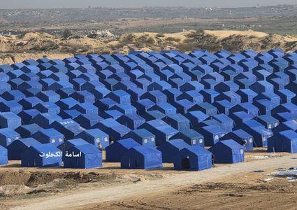 اللجنة المصرية تنتهي من تجهيز مخيم كامل لايواء سكان مدينة الزهراء المهدمة ابراجهم وسط القطاع