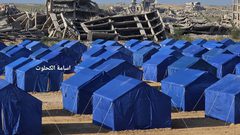 اللجنة المصرية تنتهي من تجهيز مخيم كامل لايواء سكان مدينة الزهراء المهدمة ابراجهم وسط القطاع