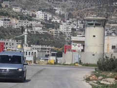 قوات الاحتلال تقتحم عورتا جنوب نابلس