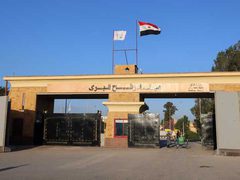 مخاوف إسرائيلية من ضغوط أمريكية لفتح معبر رفح