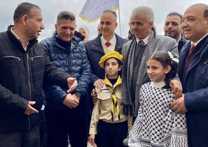 "التربية" تفتتح ثلاث مدارس في الظاهرية ودورا