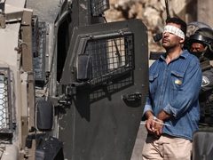 مداهمات واعتقالات إسرائيلية في الضفة الغربية
