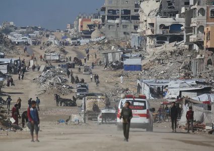 فرنسا وبريطانيا وكندا ودول أخرى تحذر من تدهور الوضع الإنساني في غزة