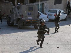 الاحتلال يقتحم بلدة الرام شمال القدس