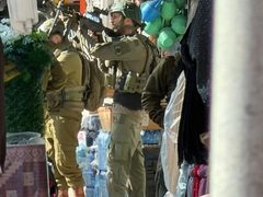 قوات الاحتلال تقتحم وسط الظاهرية جنوب الخليل.