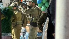 قوات الاحتلال تقتحم وسط الظاهرية جنوب الخليل.