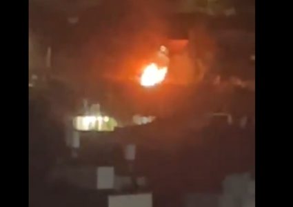 شهيد وإحراق منزل بنيران الاحتلال بالضفة الغربية