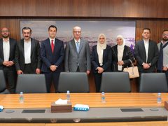 وزير الاتصالات والاقتصاد الرقمي ووفد من الوزارة يزور جامعة النجاح لتعزيز الشراكة