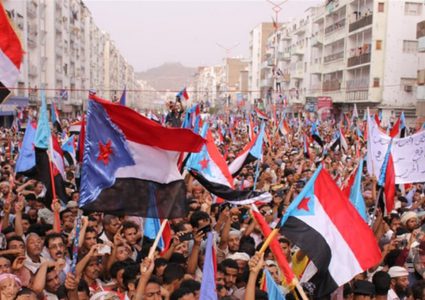 اليمنيون يعلنون مرحلة انتقالية تمهيدا لإقامة دولة في الجنوب