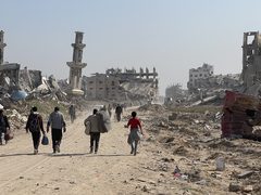 53 منظمة دولية : الإجراءات الإسرائيلية الأخيرة ستعيق العمل الإنساني بالضفة و غزة