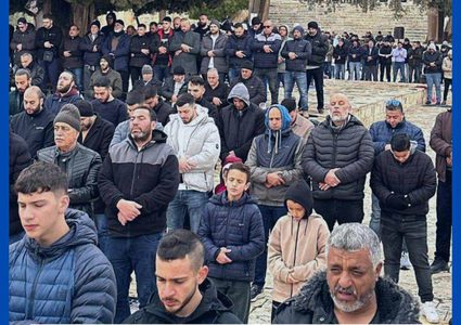 50 ألف مصل أدوا صلاة الجمعة في رحاب المسجد الأقصى المبارك