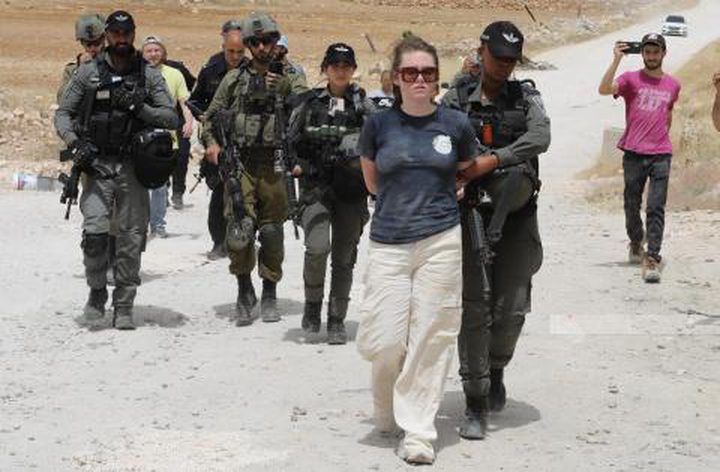 الاحتلال يعتقل أربعة متضامنين أجانب من المغير شرق رام الله