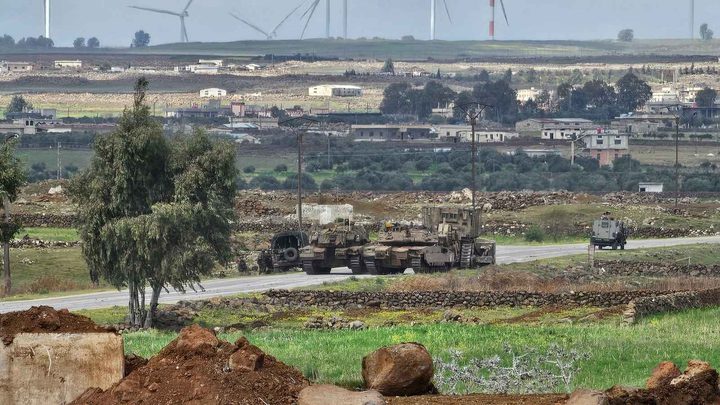 الاحتلال يتوغل في ريف القنيطرة جنوب سوريا ويفتش منزلا