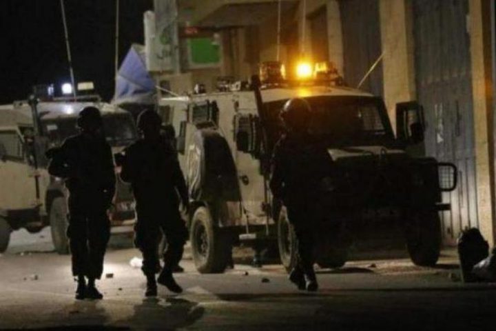 الاحتلال يعتقل 3 شبان من ضاحية اكتابا شرق طولكرم