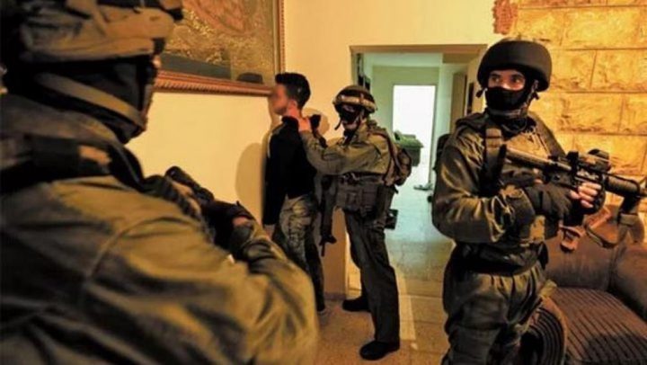 قوات الاحتلال تعتقل شابا من بيتا جنوب نابلس