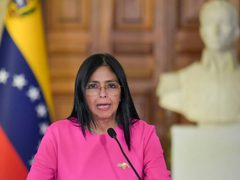 تعيين نائبة مادورو في منصب القائم بأعمال الرئيس الفنزويلي