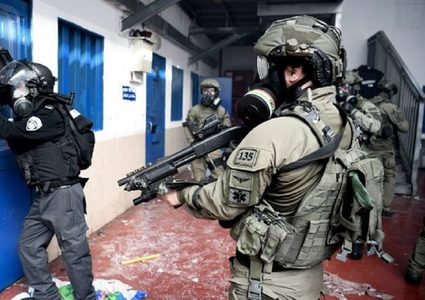 هيئة الأسرى: الاحتلال ينكل بشابين خلال اعتقالهما والتحقيق معهما