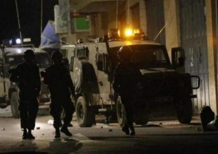 الاحتلال يعتقل ثلاثة شبان من طولكرم