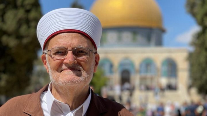 الاحتلال يؤجل محاكمة الشيخ عكرمة صبري