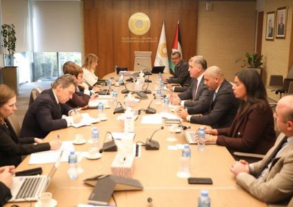 سلطة النقد و«البنك الأوروبي" يناقشان تعزيز استقرار القطاع المصرفي الفلسطيني