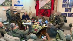 كاتس يصدر أوامر بتوسيع الوجود العسكري في مخيمات الضفة