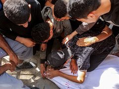 استشهاد مواطن برصاص مسيرة للاحتلال شرق مدينة خان يونس