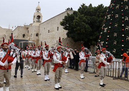 الكنائس المسيحية الشرقية في فلسطين تبدأ اليوم احتفالاتها بعيد الميلاد المجيد