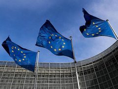 الاتحاد الأوروبي يحذر من تقويض وصول المساعدات الإنسانية إلى قطاع غزة