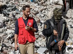 حماس تستأنف البحث عن جثة آخر أسرى الاحتلال في غزة