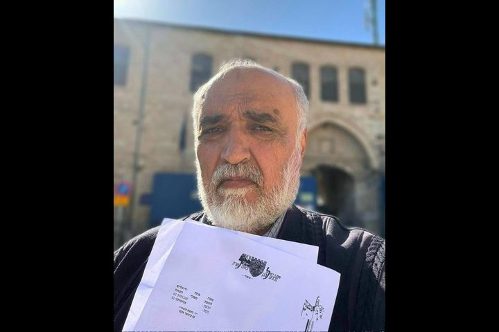 الاحتلال يجدد إبعاد الدكتور جمال عمرو عن المسجد الأقصى لمدة 6 أشهر