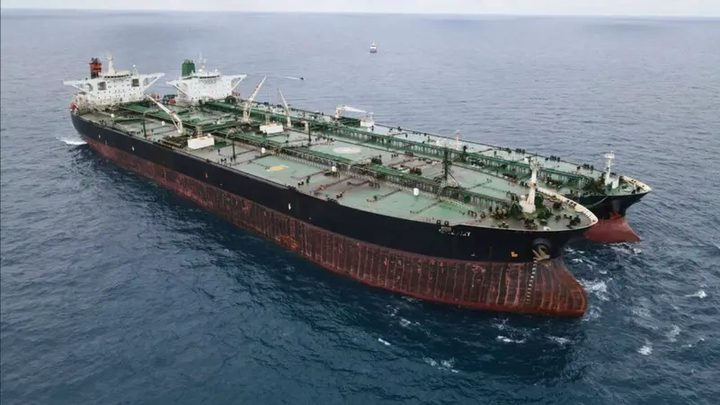 البيت الأبيض: طاقم ناقلة النفط الروسية المحتجزة مرتبط بفنزويلا معرض للمحاكمة