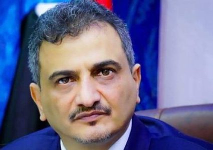 اليمن: إعفاء محافظ عدن من منصبه وإحالته إلى التحقيق