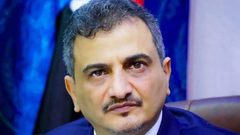 اليمن: إعفاء محافظ عدن من منصبه وإحالته إلى التحقيق