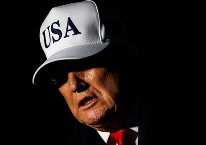 ترامب يعلن استلام واشنطن 30–50 مليون برميل نفط من سلطات فنزويلا المؤقتة