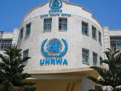 حماس تستنكر قرار الأونروا بإنهاء عقود موظفيها خارج غزة وتطالب بالتراجع عنه