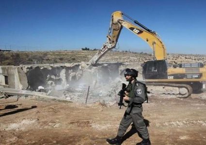 القدس: الاحتلال يخطر بهدم جزء من مدرسة ورياض الأقصى بالبلدة القديمة