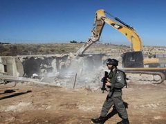 القدس: الاحتلال يخطر بهدم جزء من مدرسة ورياض الأقصى بالبلدة القديمة