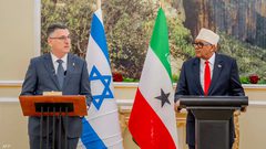 جدعون ساعر: تهجير الغزيين لأرض الصومال ليس هدفا لكنه ليس مستبعداً