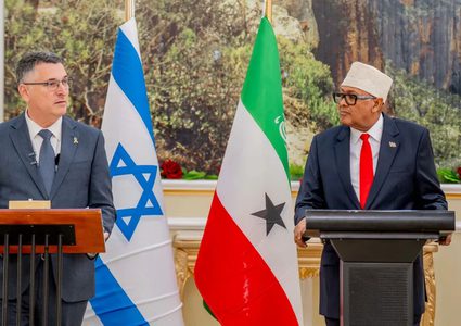 جدعون ساعر: تهجير الغزيين لأرض الصومال ليس هدفا لكنه ليس مستبعداً