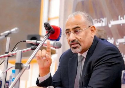 الصومال يحقق في تهريب عيدروس الزبيدي من اليمن إلى الإمارات عبر أراضيه