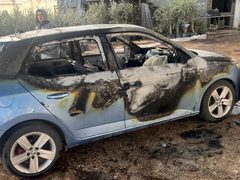 إصابات وإحراق مركبات في هجوم للمستوطنين على مشتل غرب نابلس