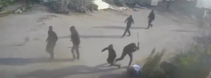 مستوطنون يعتدون على مُسن بالضرب في قرية دير شرف غرب نابلس