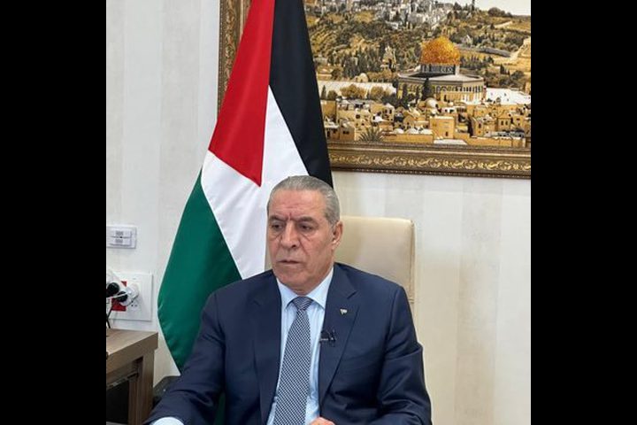 حسين الشيخ يبحث مع ميلادينوف سبل الانتقال للمرحلة الثانية من خطة ترامب