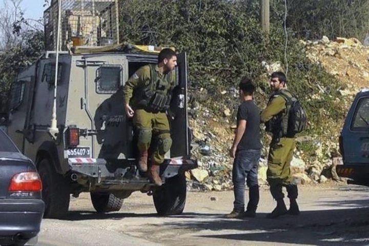 قوات الاحتلال تعتقل مواطنين من بلدة ديراستيا شمال غرب سلفيت