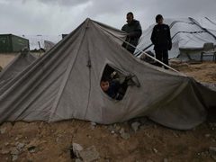 الصليب الأحمر الألماني: أوضاع الإمدادات في قطاع غزة مروعة وهي تتفاقم