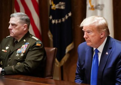 "نيويورك تايمز": ترامب يدرس بجدية الموافقة على شن هجوم على إيران