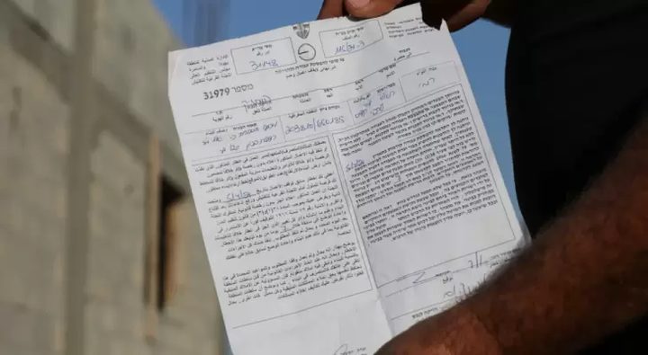 الاحتلال يخطر بهدم منزل في كفر الديك غرب سلفيت